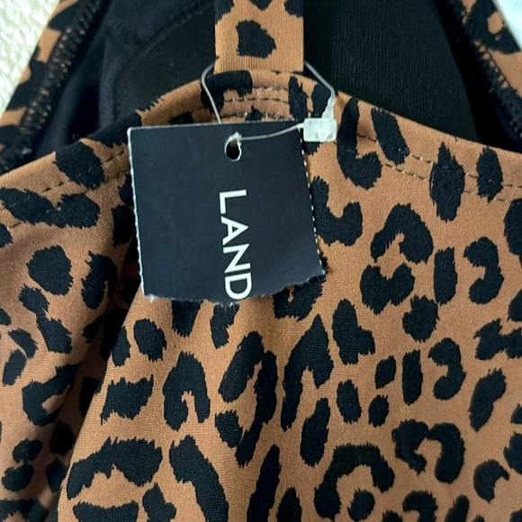 Lands End Womens Wrap Swim Dress Swimsuit Animal Print Leopard Size 8 - Picture 7 of 8